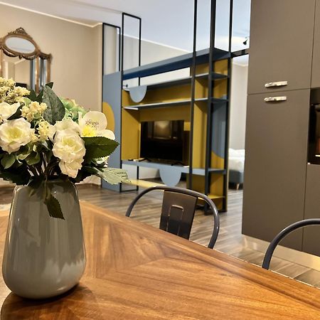 Palazzo Zippitelli Apartments Бари Номер фото