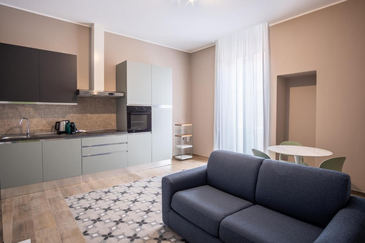 Palazzo Zippitelli Apartments Бари Экстерьер фото