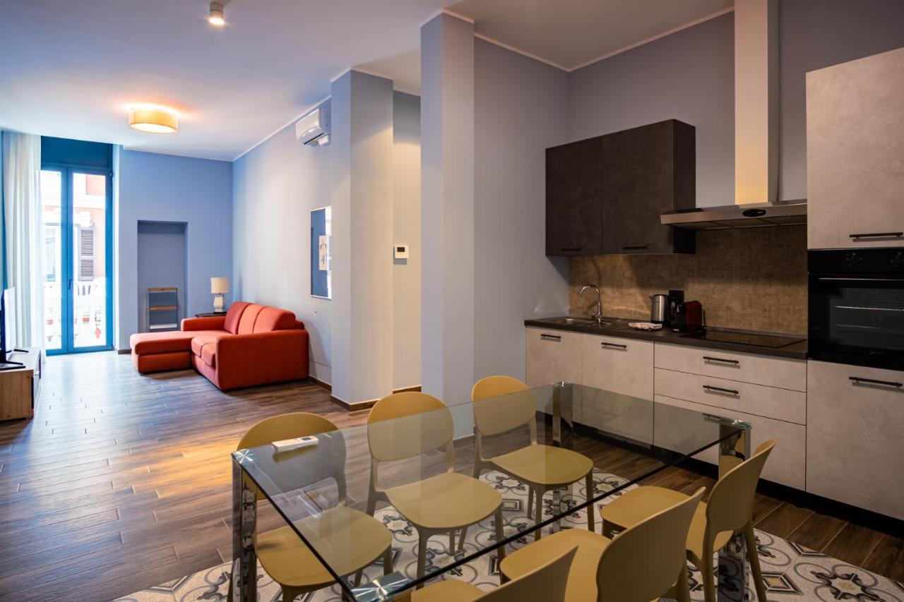 Palazzo Zippitelli Apartments Бари Экстерьер фото