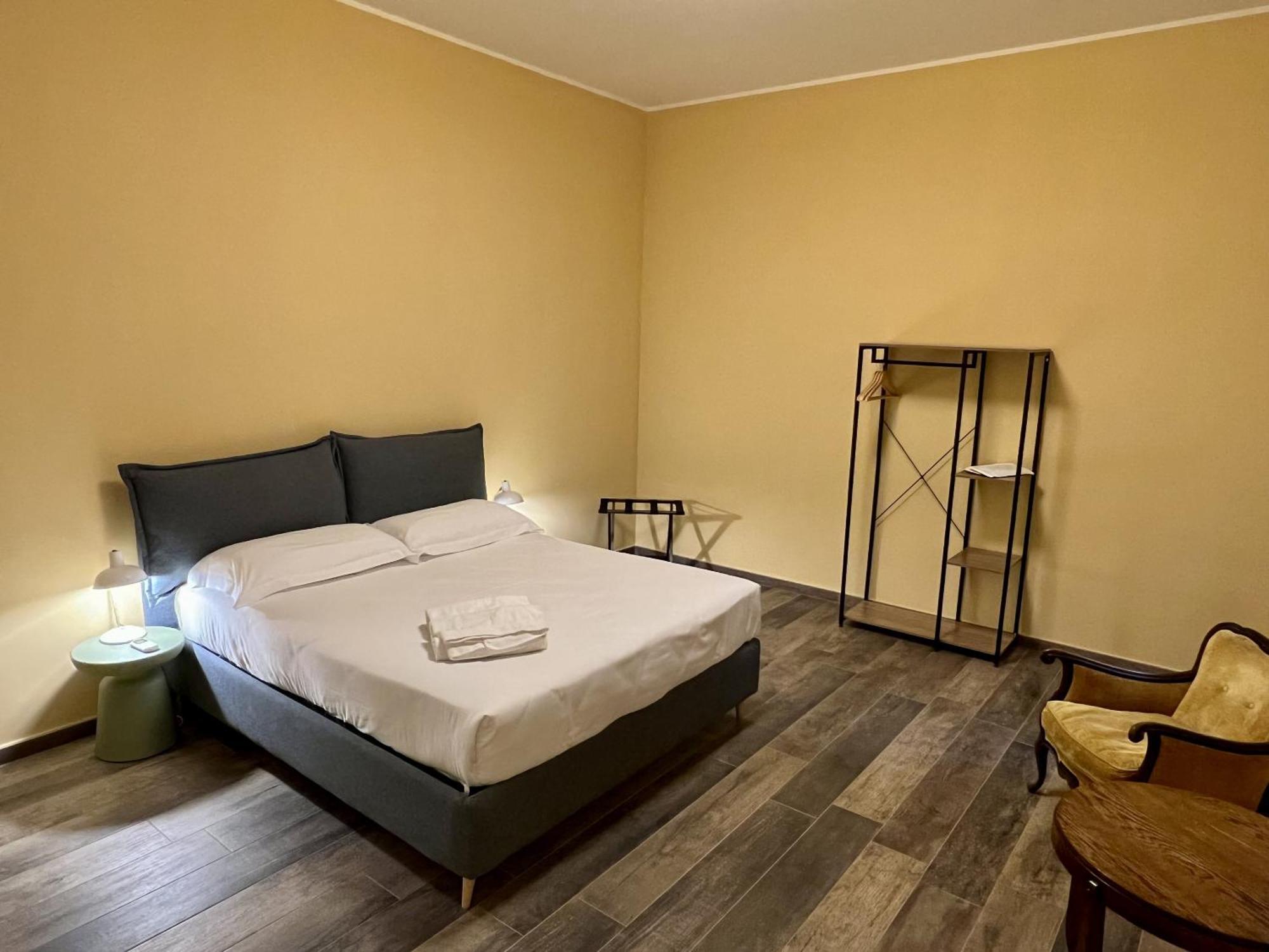 Palazzo Zippitelli Apartments Бари Номер фото