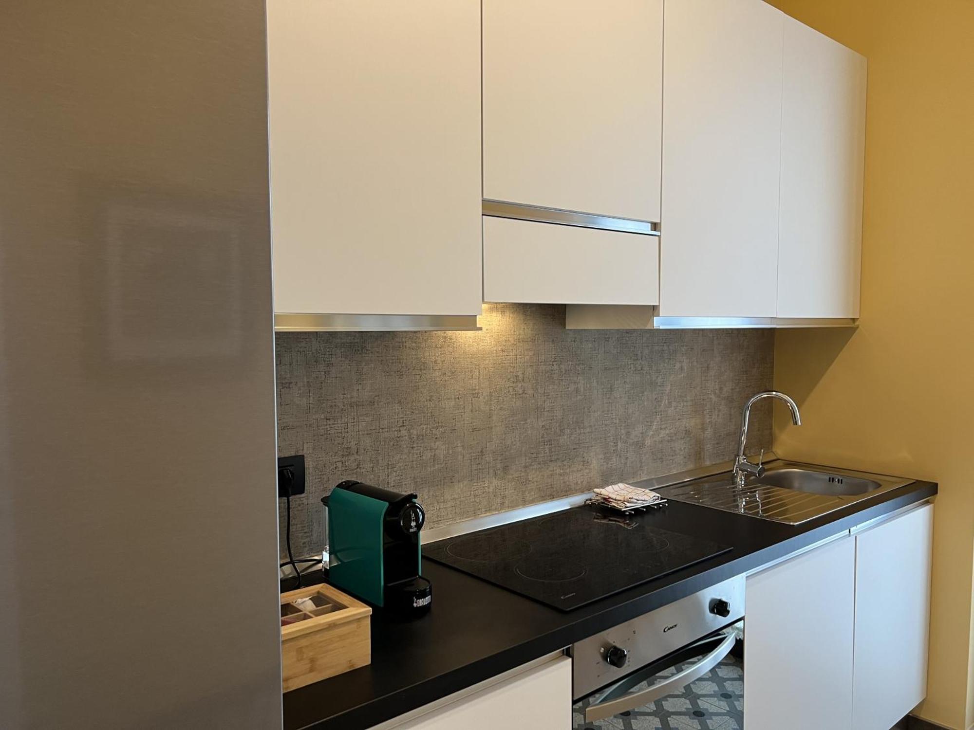 Palazzo Zippitelli Apartments Бари Номер фото
